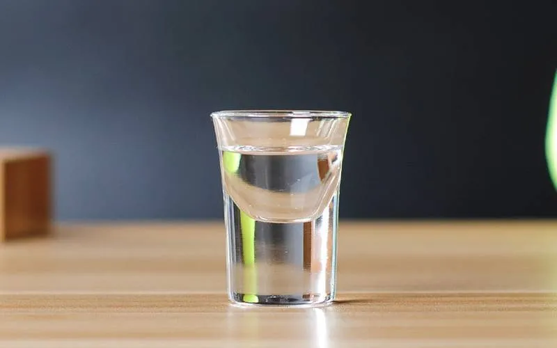 Rượu Trắng - Chất Khử Mùi Tanh Chuyên Nghiệp